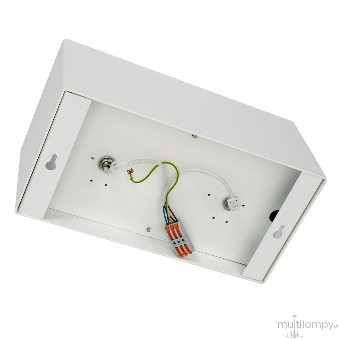 Biała lampa sufitowa 2-punktowa Plaza ML4745, widok od dołu. Zawiera dwa gniazda na żarówki, przewody elektryczne w kolorze zielonym, niebieskim i brązowym oraz otwory montażowe. Kształt prostokątny, matowa powierzchnia.