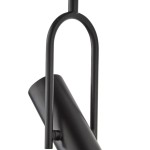 Czarna lampa wisząca Telescope 1-punktowa, wykonana z metalu, o cylindrycznym kształcie. Ujęcie z boku, pokazujące uchwyt oraz elementy mocujące. Idealna do nowoczesnych wnętrz, montowana na suficie.