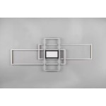 Czteropunktowa lampa sufitowa Irvine w kolorze mosiądzu i czerni, z pilotem. Posiada nowoczesny design z geometrycznymi ramkami. Widok frontalny na lampę zamontowaną na szarym tle.