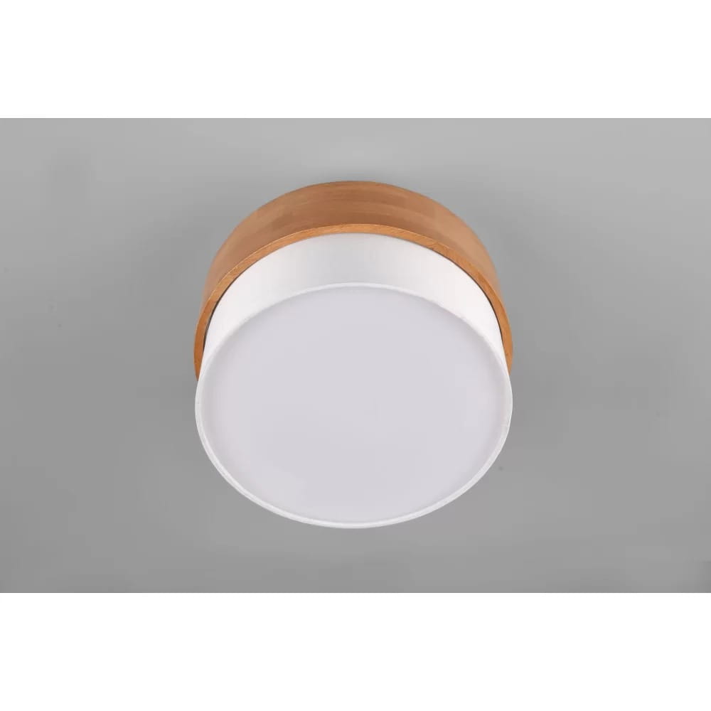 Lampa sufitowa Seasons 2-punktowa, w kolorze naturalnym i białym. Okrągła, z drewnianą obwódką i białym kloszem. Zainstalowana na szarym tle, widok z góry, zbliżenie na detal. Idealna do nowoczesnych wnętrz.