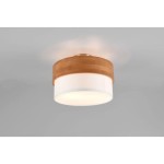 Lampa sufitowa Seasons 2-punktowa w kolorze naturalnym i białym, z okrągłym kloszem. Ujęcie z dołu, zamontowana na suficie, z drewnianą oprawą i białym, matowym kloszem, emitującym światło w dół. Prosty, nowoczesny design.