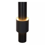 Czarna lampa wisząca Margary LED 3-punktowa, z metalowym wykończeniem. Ujęcie z bliska, pokazujące okrągły klosz z ciepłym światłem, zamocowany na cylindrycznej podstawie. Prosty, nowoczesny design, idealny do wnętrz.
