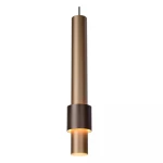Brązowa i złota lampa wisząca Margary LED w formie trzech cylindrów. Górny element w kolorze złotym, dolny brązowy z podświetleniem. Lampa zawieszona pionowo na czarnym przewodzie, na jednolitym tle, idealna do nowoczesnych wnętrz.