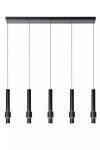 Czarna lampa wisząca Margary LED, 5-punktowa, z metalowym stelażem. Posiada pięć cylindrycznych źródeł światła zawieszonych na cienkich linkach, montowanych do prostokątnej podstawy. Idealna do nowoczesnych wnętrz.
