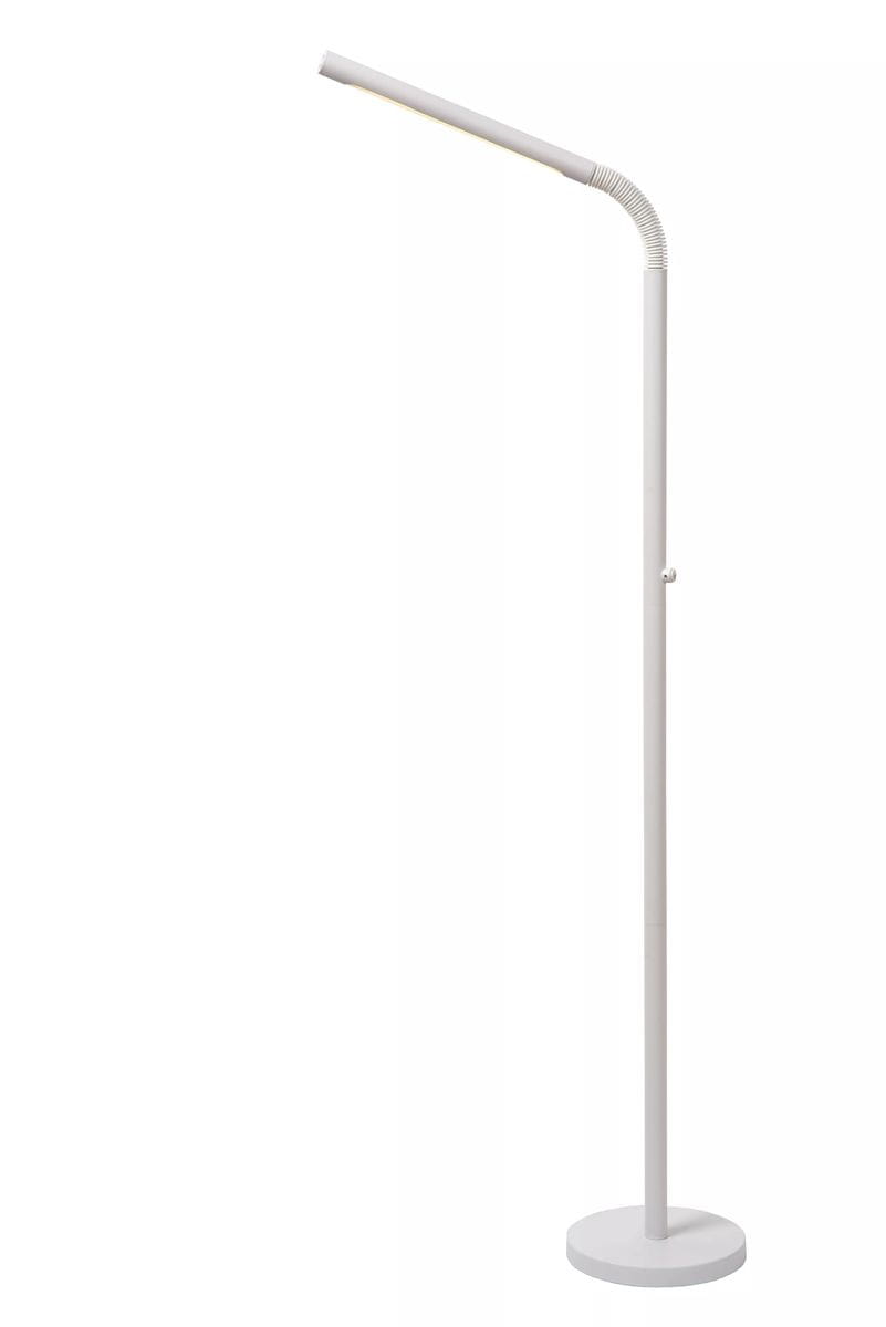 Biała lampa podłogowa Gilly z regulowanym ramieniem, stojąca na okrągłej podstawie. Posiada ściemniacz, a jej smukła konstrukcja nadaje się do nowoczesnych wnętrz. Ujęcie frontalne, ukazujące całą długość lampy.