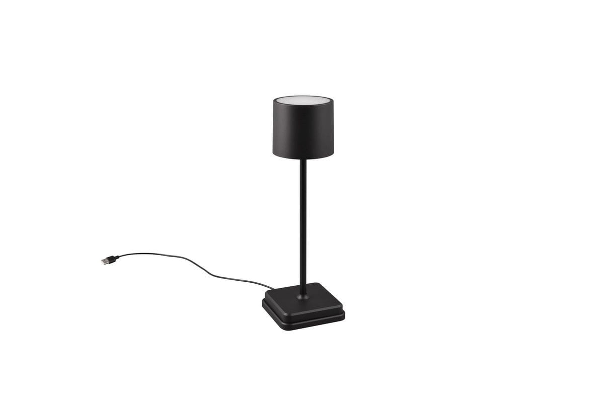 Czarna lampa stołowa zewnętrzna Fernandez LED, z okrągłym kloszem i prostym, metalowym stelażem. Ustawiona na kwadratowej podstawie, z widocznym kablem zasilającym. Idealna do oświetlenia przestrzeni na świeżym powietrzu.