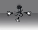 Czarna lampa sufitowa 3-punktowa Artemis SL.1109 z metalowym, geometrycznym kloszem w kształcie diamentu. Ujęcie z dołu, pokazujące wszystkie trzy źródła światła, zamontowane na elastycznych przewodach, z matowym wykończeniem.