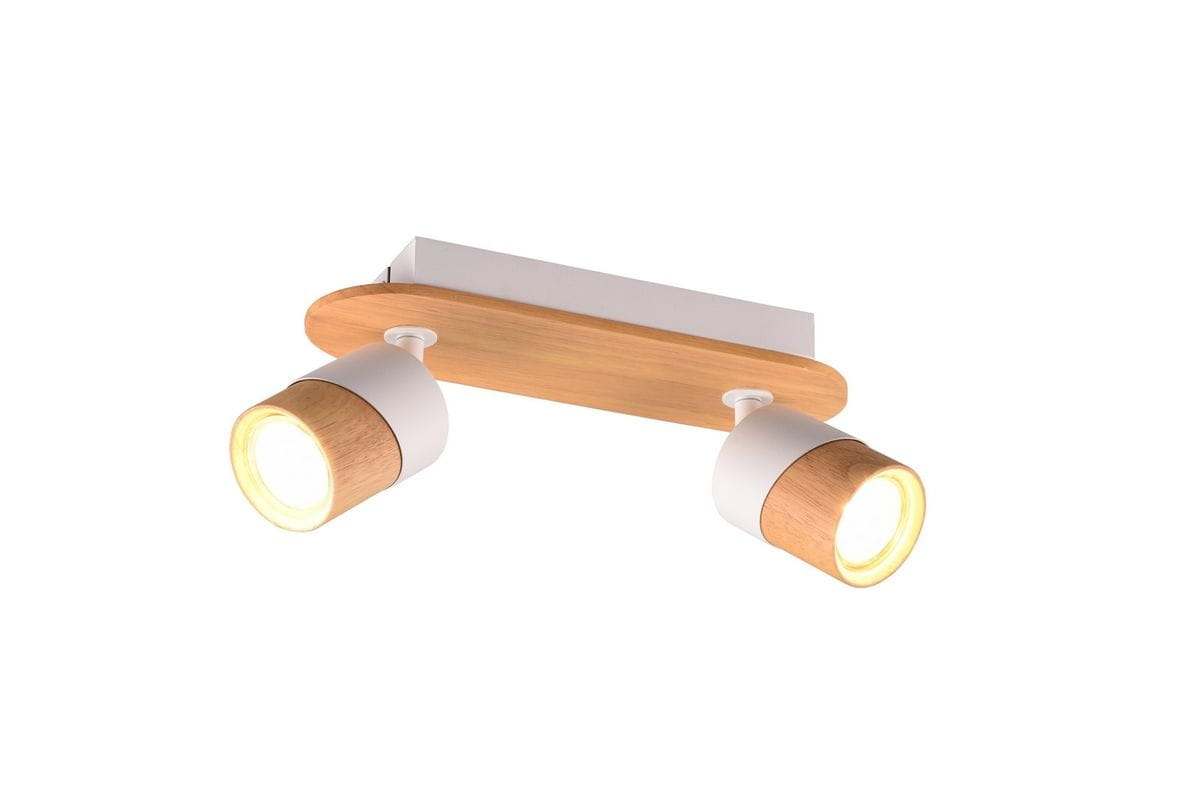Lampa sufitowa 2-punktowa Aruni w jasnym drewnie i białym wykończeniu. Posiada dwa ruchome reflektory z metalowymi elementami w kolorze białym i drewnianym, zamontowane na prostokątnej podstawie. Ujęcie frontalne, produkt wiszący.