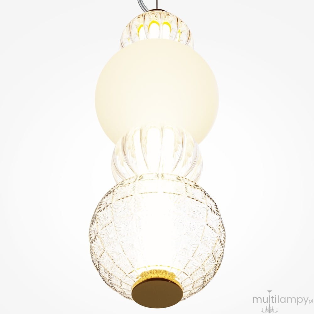 Lampa wisząca Collar LED w kolorze złotym, składająca się z trzech elementów: białej, okrągłej części szklanej, przezroczystej z dekoracyjnym wzorem i błyszczącej podstawy. Ujęcie z góry, na białym tle.