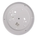 Plafon Bilbao D60 w kolorze beżowym, okrągły, z czterema punktami świetlnymi. Ujęcie od spodu, widoczne otwory montażowe oraz etykieta z oznaczeniami. Gładka, matowa powierzchnia bez dekoracji.