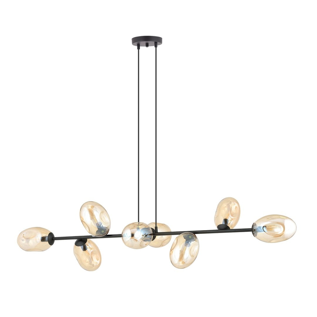 Lampa wisząca Pandora 8-punktowa w kolorze czarnym i miodowym, złożona z ośmiu szklanych kloszy o owalnym kształcie, zawieszona na cienkich linkach. Klosze w miodowym kolorze zapewniają ciepłe światło, a czarna konstrukcja nadaje nowoczesny wygląd.