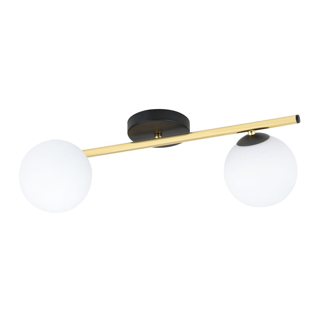 Lampa sufitowa Splendi 2-punktowa w kolorze czarnym i złotym z opalowym kloszem. Zawieszona na prostokątnej podstawie, z dwoma okrągłymi kloszami z matowego szkła, umieszczonymi na złotej rurze. Produkt montowany sufitowo, z minimalistycznym designem.