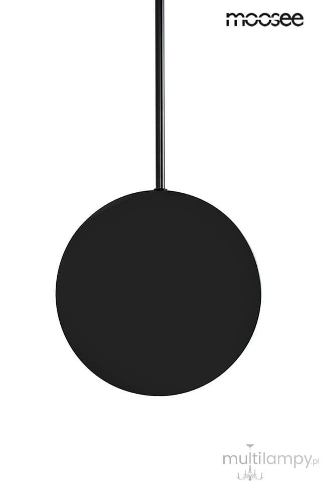 Czarny kinkiet LED Shadow 2 z dwoma punktami świetlnymi, okrągły klosz, matowa powierzchnia, zawieszony na cienkim przewodzie. Prosty design, idealny do nowoczesnych wnętrz.