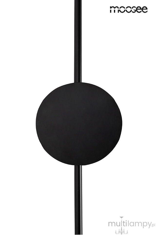 Czarny kinkiet LED Shadow 2, dwupunktowy, o minimalistycznym designie. Produkt w formie okrągłego abażuru zamontowanego na cienkim uchwycie, widoczny z przodu na jasnym tle. Idealny do nowoczesnych wnętrz.