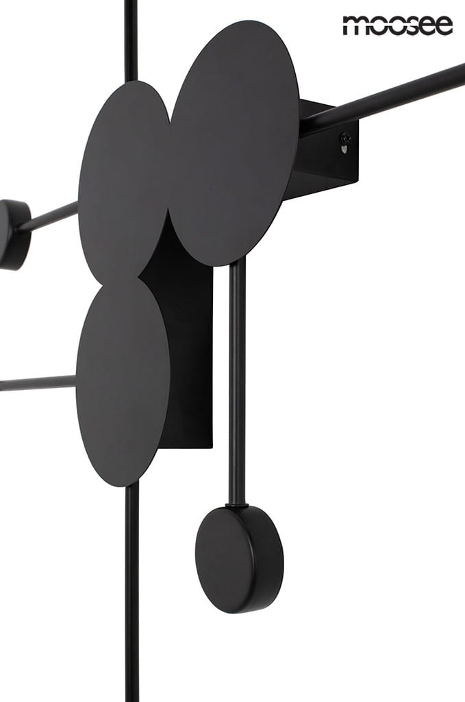 Kinkiet Shadow Multi LED w kolorze czarnym, z sześcioma okrągłymi elementami o różnych rozmiarach. Ujęcie z boku, z widoczną konstrukcją i detalami mocowania. Prosty design, idealny do nowoczesnych wnętrz.