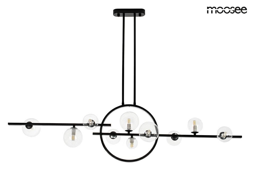 Lampa wisząca Alure Line 120 LED z 11 punktami świetlnymi w kolorze czarnym. Konstrukcja z metalowych prętów z okrągłym elementem centralnym. Przezroczyste klosze na żarówki G9, zawieszona na długim przewodzie. Prosta forma, nowoczesny design.