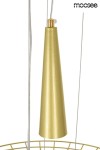 Lampa wisząca Sesto, 2-punktowa, w kolorze złotym. Posiada stożkowaty kształt z matową powierzchnią i metalowym wykończeniem. Zawieszona na cienkich, przezroczystych linkach, widoczna część lampy z detalem mocowania.