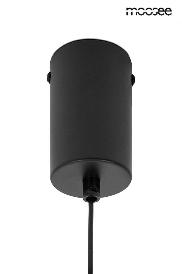 Czarna lampa wisząca Rocio 14-punktowa, o cylindrycznym kształcie. Ujęcie z dołu pokazuje górną część lampy z przewodem zasilającym. Powierzchnia matowa, brak widocznych ozdób. Idealna do nowoczesnych wnętrz.