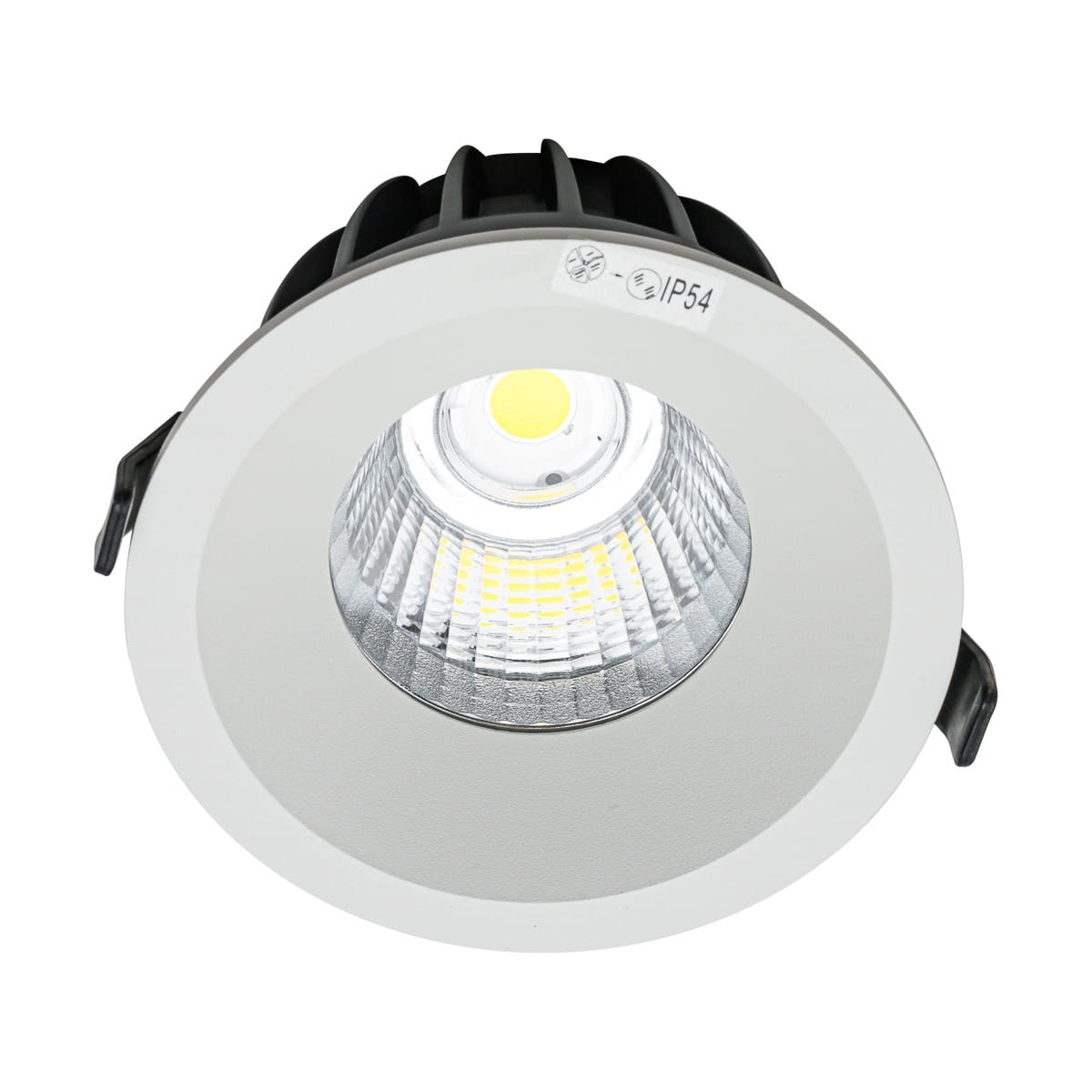 Oprawa do zabudowy Rezzo D13,8 LED w kolorze białym z okrągłym kloszem, emitująca ciepłe światło 3000K. Ujęcie frontalne, widoczna żarówka LED oraz faktura metalowego klosza. Elementy montażowe po bokach. IP54, przeznaczona do użytku wewnętrznego.