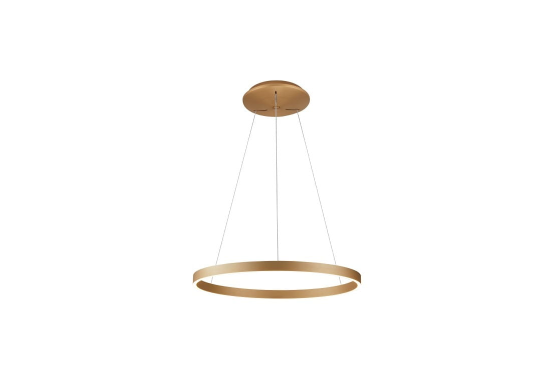 Złota lampa wisząca Andrea D120 z okrągłym kloszem, zawieszona na cienkich linkach. Klosz ma prostą, minimalistyczną formę, a jego metaliczna powierzchnia odbija światło, tworząc elegancki efekt. Ujęcie frontalne.