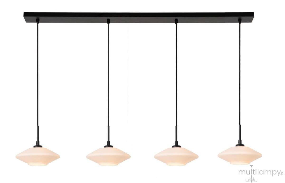 Czarna lampa sufitowa Trevor z czterema kloszami w kształcie diamentu, wykonana z matowego szkła, zawieszona na cienkich linkach. Lampa montowana na prostokątnej podstawie, idealna do nowoczesnych wnętrz.