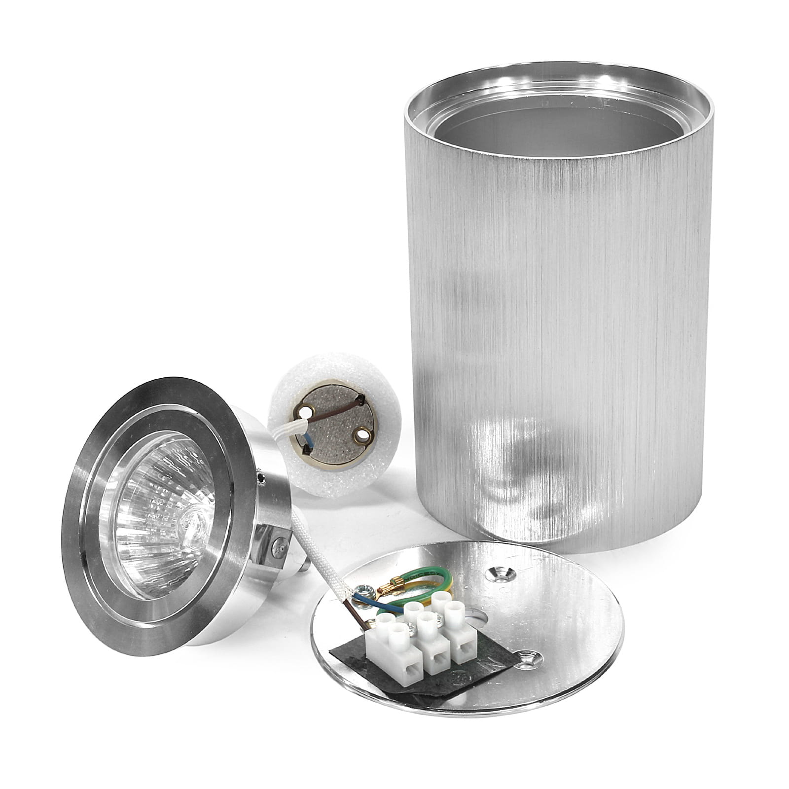 Alfa lampa sufitowa tuba kierunkowa w srebrnym szczotkowanym wykończeniu, składająca się z cylindrycznej obudowy oraz reflektora. Widoczne elementy montażowe oraz przewody elektryczne. Produkt leżący na białym tle.