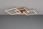 Brązowa lampa sufitowa Trail z trzema kwadratowymi ramkami LED. Ujęcie z dołu, prezentująca nowoczesny design. Wbudowane oświetlenie LED emituje ciepłe światło, idealna do nowoczesnych wnętrz.