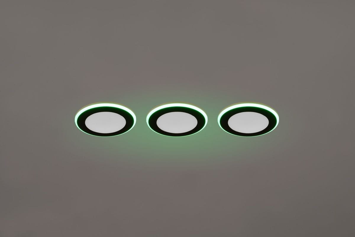 Oprawa do zabudowy Argus z pilotem, RGBW, z trzema okrągłymi panelami LED. Czarne obrzeża z delikatnym zielonym podświetleniem, umieszczone w pozycji poziomej na jednolitym tle. Wymiar i szczegóły konstrukcji nie są widoczne.