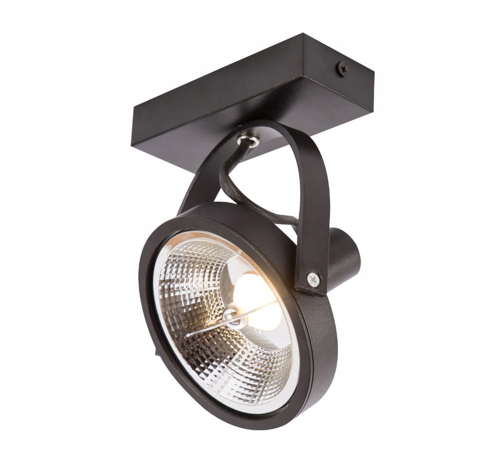 Czarna lampa sufitowa typu spot Leon z jedną oprawą GU10 AR111. Okrągła, metalowa czasza z lustrzanym wnętrzem, zamontowana na prostokątnej podstawie. Widoczny detal z żarówką w środku. Ujęcie z boku, ukazujące kształt i konstrukcję.