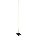 Lampa podłogowa Tribeca w kolorze czarnym, z jednym źródłem światła LED o mocy 18W. Prosta, smukła konstrukcja z kwadratową podstawą, stojąca w pionie, z metalowym wykończeniem w górnej części.
