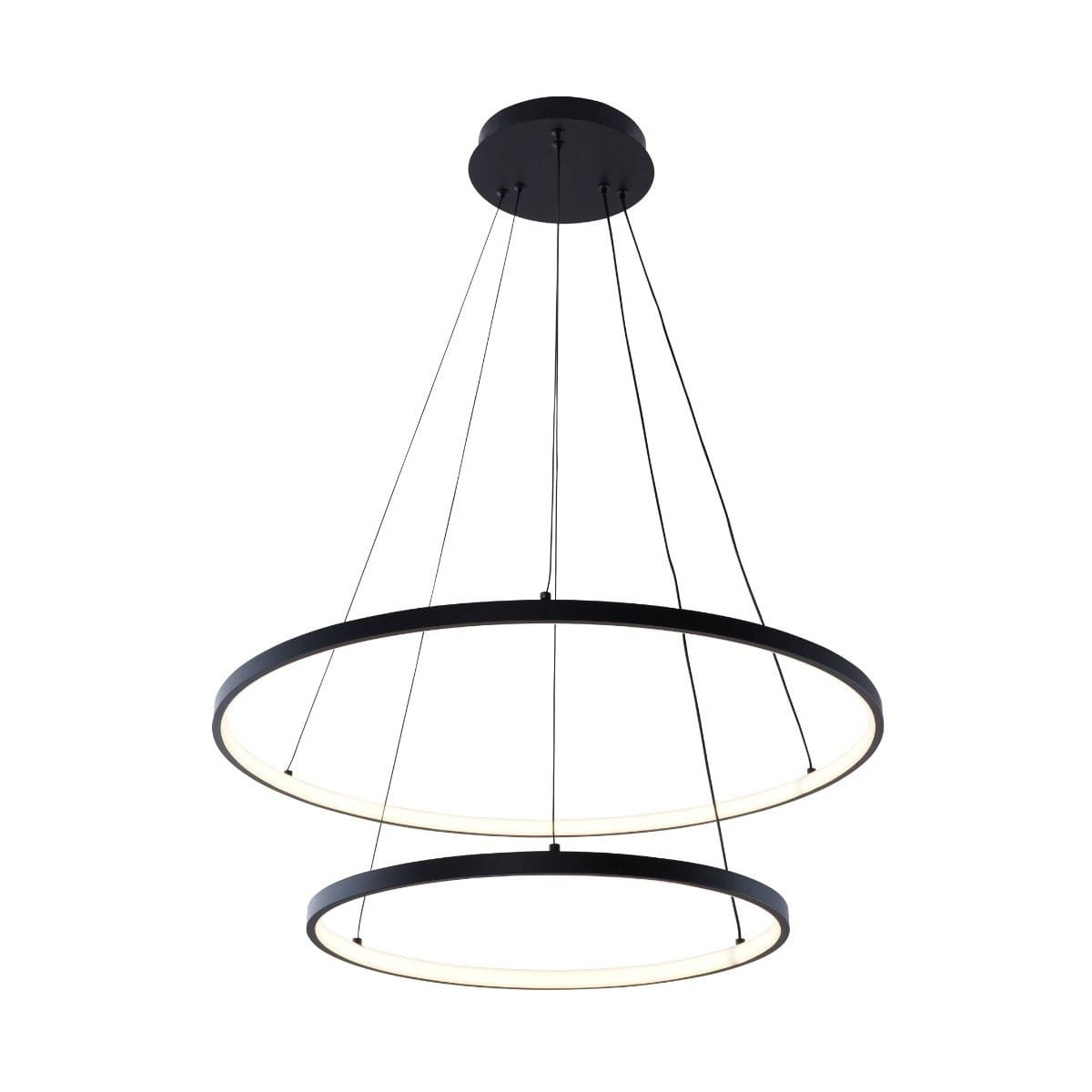 Lampa wisząca Breno D60 w kolorze czarnym z dwoma okrągłymi pierścieniami LED. Produkt zawieszony na cienkich linkach, z widocznym sufitem. Wymiary pierścieni umożliwiają nowoczesne oświetlenie wnętrz.
