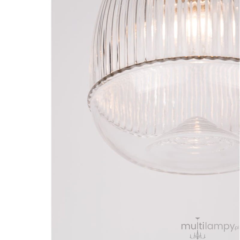 Lampa wisząca Ahigal z przezroczystym kloszem, wykonana z materiału z fakturą w pionowe prążki. Wyposażona w jedno gniazdo E14, zawieszona na cienkim przewodzie. Klosz ma okrągły kształt, u góry lekko zwężający się. Tło białe.