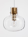 Lampa wisząca Padre z pojedynczym gniazdem E27, złota oprawa metalowa z przezroczystym kloszem o zaokrąglonym kształcie. Widoczna żarówka w środku, zawieszona na białym przewodzie. Tło jasne, jednolite.