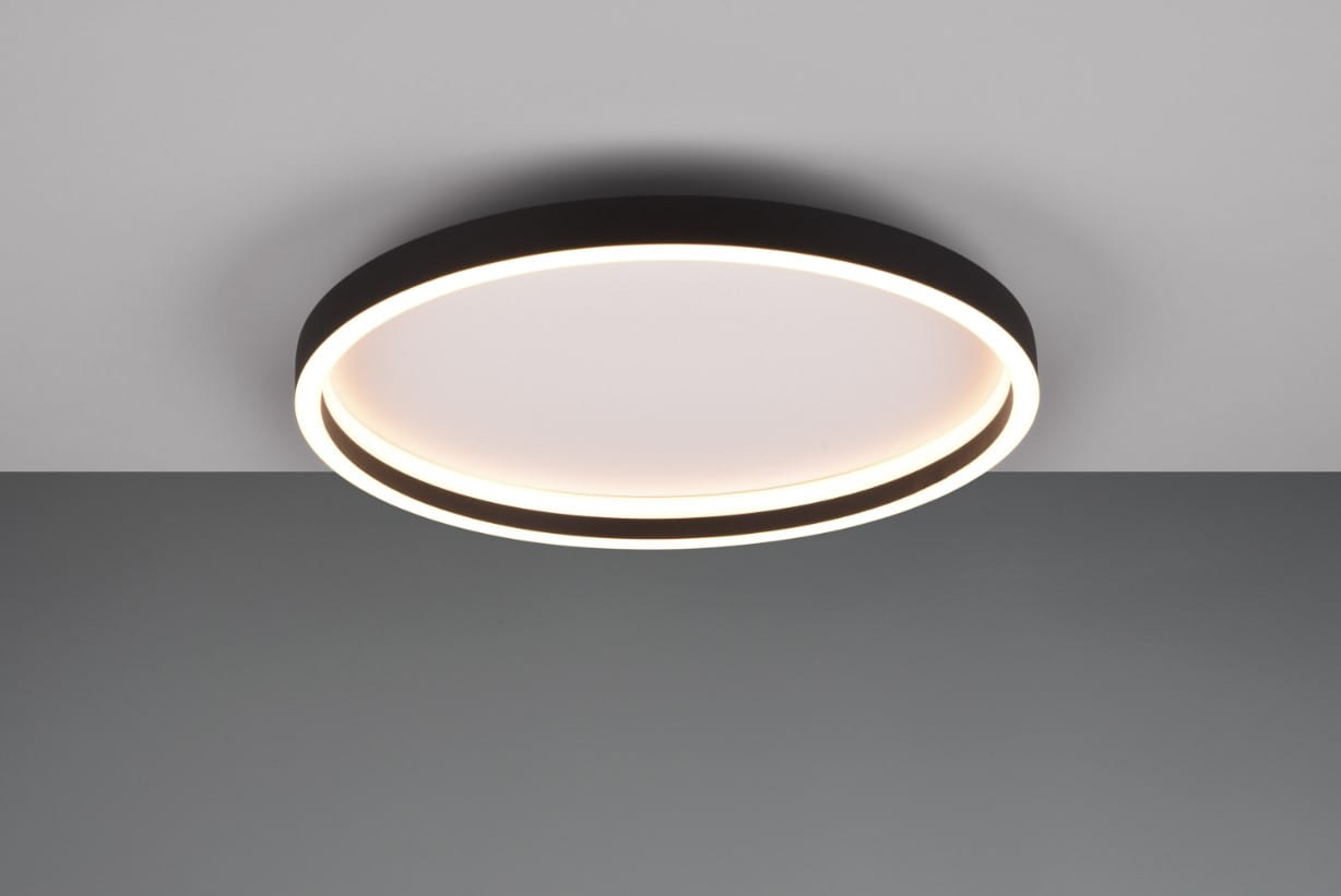 Czarny plafon Rotonda z jedną diodą LED o mocy 20W, okrągły kształt z białym, matowym kloszem i podświetleniem. Zamontowany na suficie, widoczny z góry, na jednolitym tle.