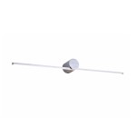 Kinkiet Camara w kolorze chromu, z pojedynczym źródłem światła LED o mocy 8W. Lampa ma prostą, cylindryczną podstawę oraz długi, płaski element świetlny zamontowany poziomo, tworząc nowoczesny akcent w aranżacji wnętrza.