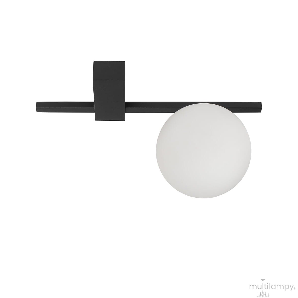 Czarna lampa sufitowa Pik z pojedynczym źródłem światła G9. Kształt prostokątnego mocowania z metalowym wykończeniem oraz okrągłej, mlecznej klosza. Lampa zamontowana w pozycji poziomej, idealna do nowoczesnych wnętrz.
