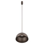 Brązowa lampa wisząca Hemisphere Super D33 z oprawą na żarówkę GX53. Posiada półkulisty klosz, zawieszony na cienkim przewodzie. Ujęcie frontalne, na jednolitym tle, podkreślające jej minimalistyczny design i kształt.