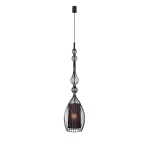 Czarna lampa wisząca Abi L, 1-punktowa, z metalową klatką o smukłym kształcie. Zawieszona na cienkim przewodzie, z dekoracyjnymi kulkami, w której widoczna jest żarówka w środku. Tło białe, co podkreśla elegancki design lampy.