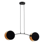 Lampa wisząca Motif 2xE14 w kolorze czarnym i złotym, z dwiema okrągłymi, matowymi kloszami i złotymi wnętrzami. Zawieszona na dwóch cienkich kablach, z okrągłym mocowaniem sufitowym. Idealna do nowoczesnych wnętrz.
