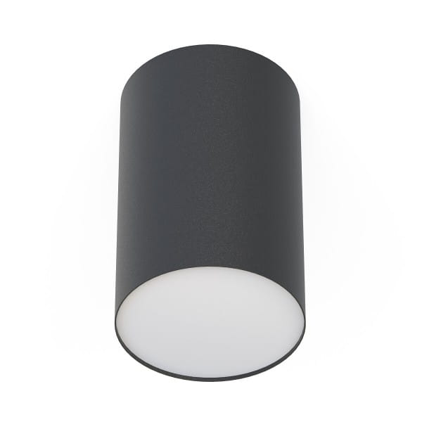 Czarna lampa sufitowa Point Plexi L w kształcie cylindrycznym, z matowym wykończeniem. Dolna część z mlecznego szkła, emitująca światło w dół. Ujęcie frontalne, lampa zamontowana na suficie, bez dodatkowych dekoracji.