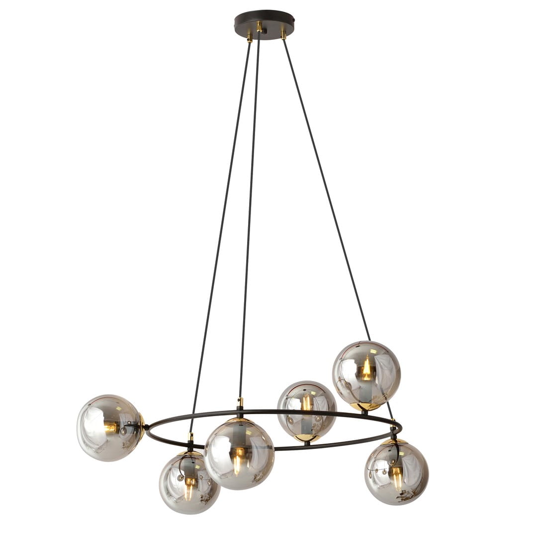 Lampa wisząca Azura z sześcioma oprawami E14, w kolorze czarnym i grafitowym. Posiada okrągłą konstrukcję z metalowych prętów oraz przezroczyste szklane klosze, zawieszona na cienkich linkach. Idealna do nowoczesnych wnętrz.