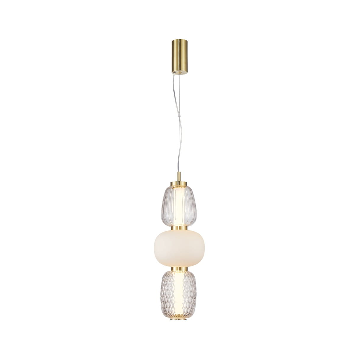 Lampa wisząca Eris z jednym źródłem LED o mocy 28W w złotym kolorze. Składa się z trzech kulistych elementów: przezroczystego, białego i teksturowanego, zawieszona na cienkim przewodzie. Tło białe.