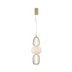 Lampa wisząca Eris z jednym źródłem LED o mocy 28W w złotym kolorze. Składa się z trzech kulistych elementów: przezroczystego, białego i teksturowanego, zawieszona na cienkim przewodzie. Tło białe.