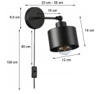 Kinkiet Elza w kolorze czarnym, z ruchomym ramieniem. Lampa o średnicy 12 cm i wysokości 14 cm, zamontowana na ścianie. Długość przewodu wynosi 150 cm, z włącznikiem w pobliżu. Wymiary podstawy: średnica 9,5 cm, odległość od ściany 16 cm.