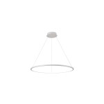 Lampa wisząca Vinola D40 w kolorze białym z jedną diodą LED o mocy 24W. Okrągły, cienki klosz zawieszony na cienkich linkach, montowany do sufitu. Prosty, nowoczesny design na jednolitym tle.