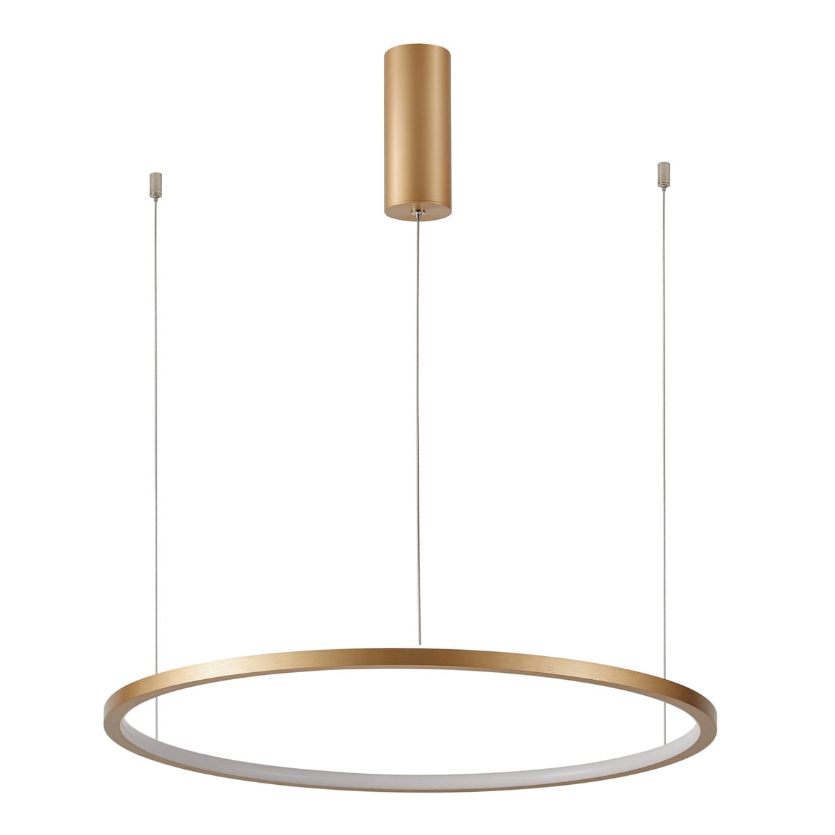 Lampa wisząca Vinola D100 z jednym źródłem LED o mocy 58W. Złota, okrągła konstrukcja z matowym wykończeniem. Wisi na cienkich linkach, z cylindrycznym mocowaniem sufitowym. Białe, rozproszone światło.