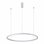 Lampa wisząca Vinola D100 w kolorze białym, o okrągłym kształcie, zawieszona na dwóch cienkich linkach. Zawiera źródło LED o mocy 58W. Górna część z białym kloszem, minimalistyczny design, idealna do nowoczesnych wnętrz.