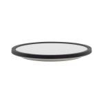 Plafon LED Aqua D30 o mocy 24W w kolorze czarnym. Okrągły kształt z matową, białą powierzchnią i czarną obręczą. Wysoka klasa odporności IP54, idealny do łazienek i pomieszczeń o podwyższonej wilgotności. Ujęcie z boku, na jednolitym tle.