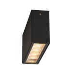 Lampa sufitowa zewnętrzna Forli 3K w kolorze czarnym, wykonana z metalu. Posiada pięć źródeł światła LED o mocy 5W i temperaturze barwowej 3000K. Kąt ujęcia z boku, pokazujący prostokątną formę i teksturowane klosze.