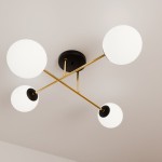 Czteropunktowa lampa sufitowa Magnum w kolorze czarnym, złotym i białym, z okrągłymi, białymi kloszami, zamontowana na czarnej podstawie. Klosze umieszczone na złotych ramionach w układzie krzyżowym. Widok z dołu.